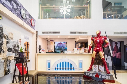 Heroes Hotel image 11