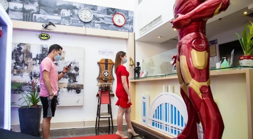 Heroes Hotel image 12