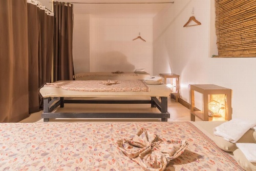 Heroes Hotel image 20