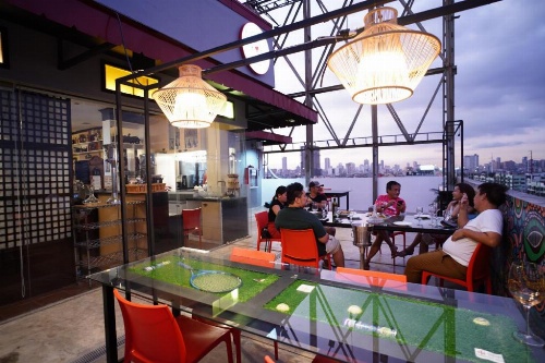 Heroes Hotel image 27