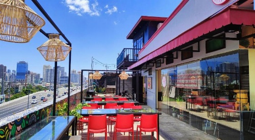 Heroes Hotel image 39