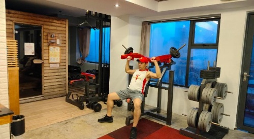 Heroes Hotel image 43