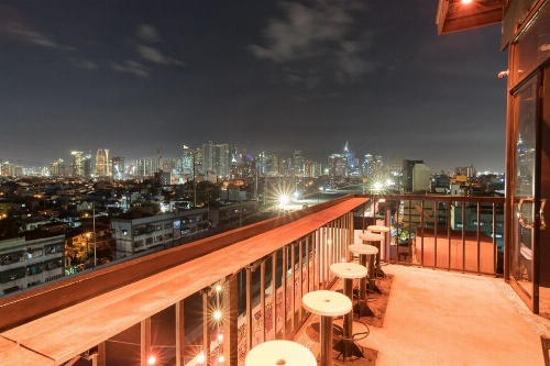 Heroes Hotel image 46