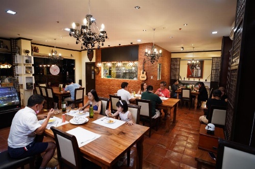 Heroes Hotel image 50